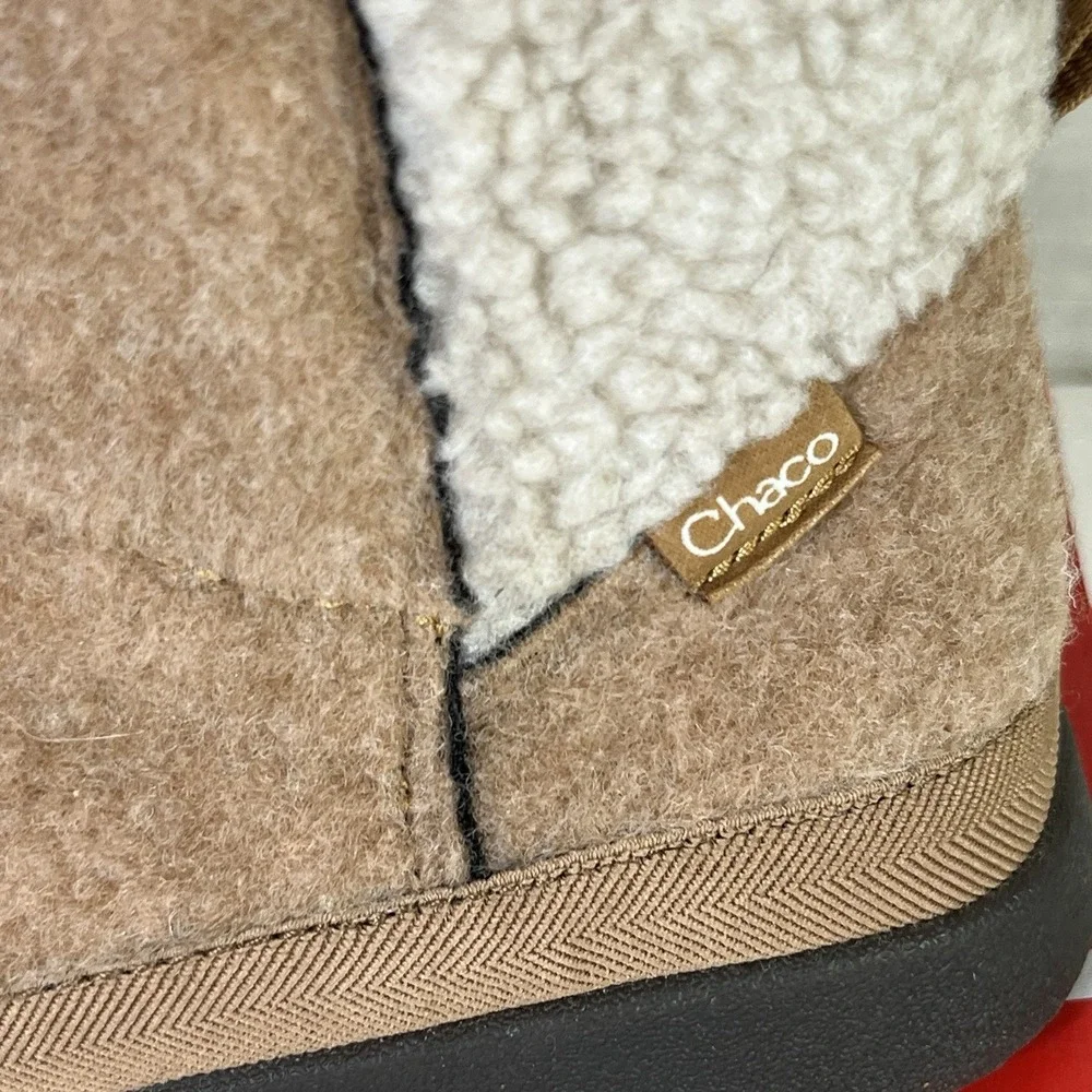 Chaco Revel Tall Fleece Boots Booties Womens‎ Size 6.5 Tan / Brown Side Zip EUC!